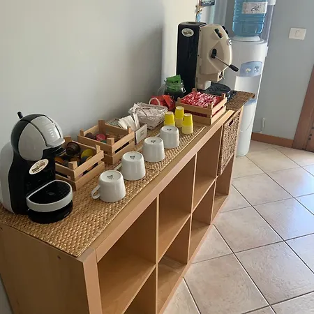 Arcibaleno Pensión Sabaudia